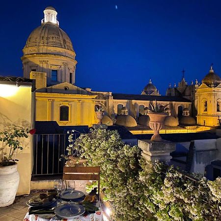 Casa Modica - Luxury Rooms Noto Exterior foto