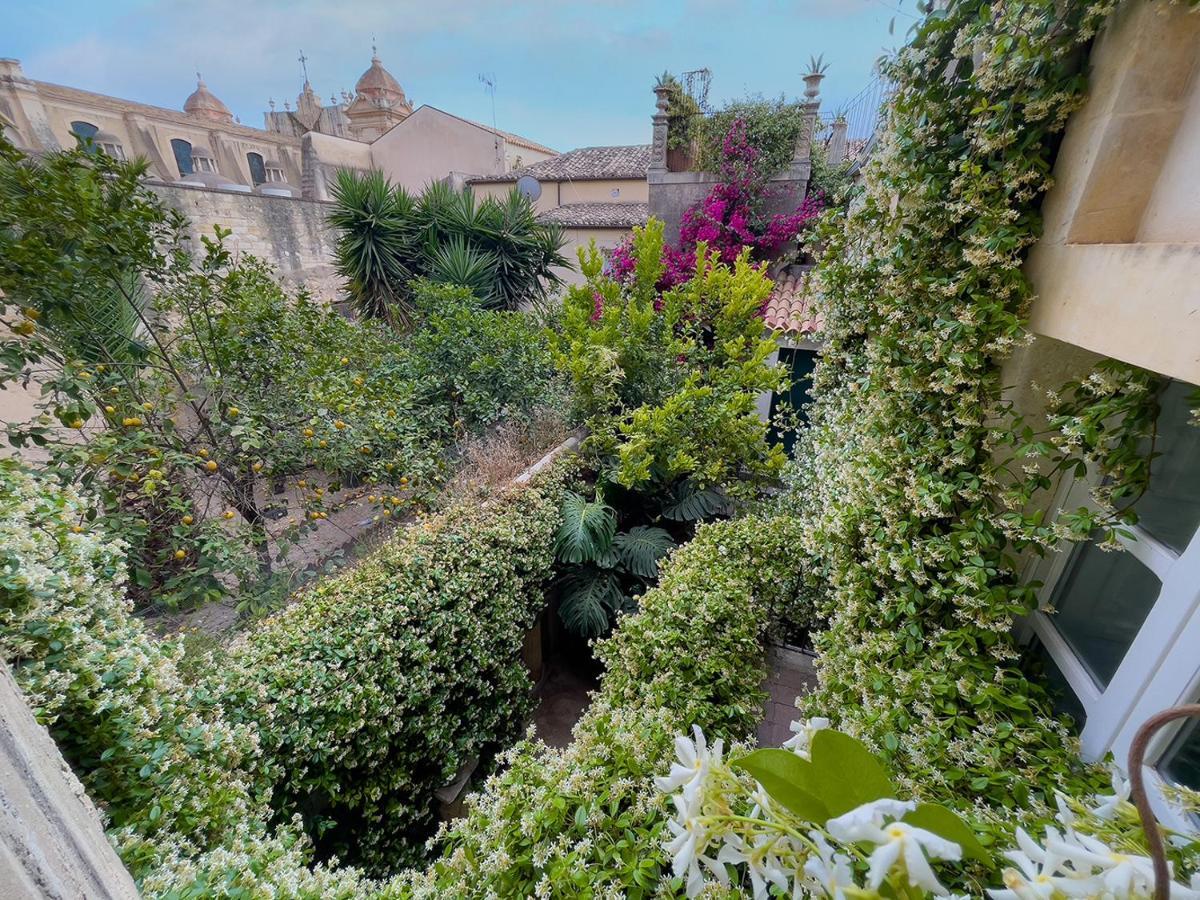 Casa Modica - Luxury Rooms Noto Exterior foto